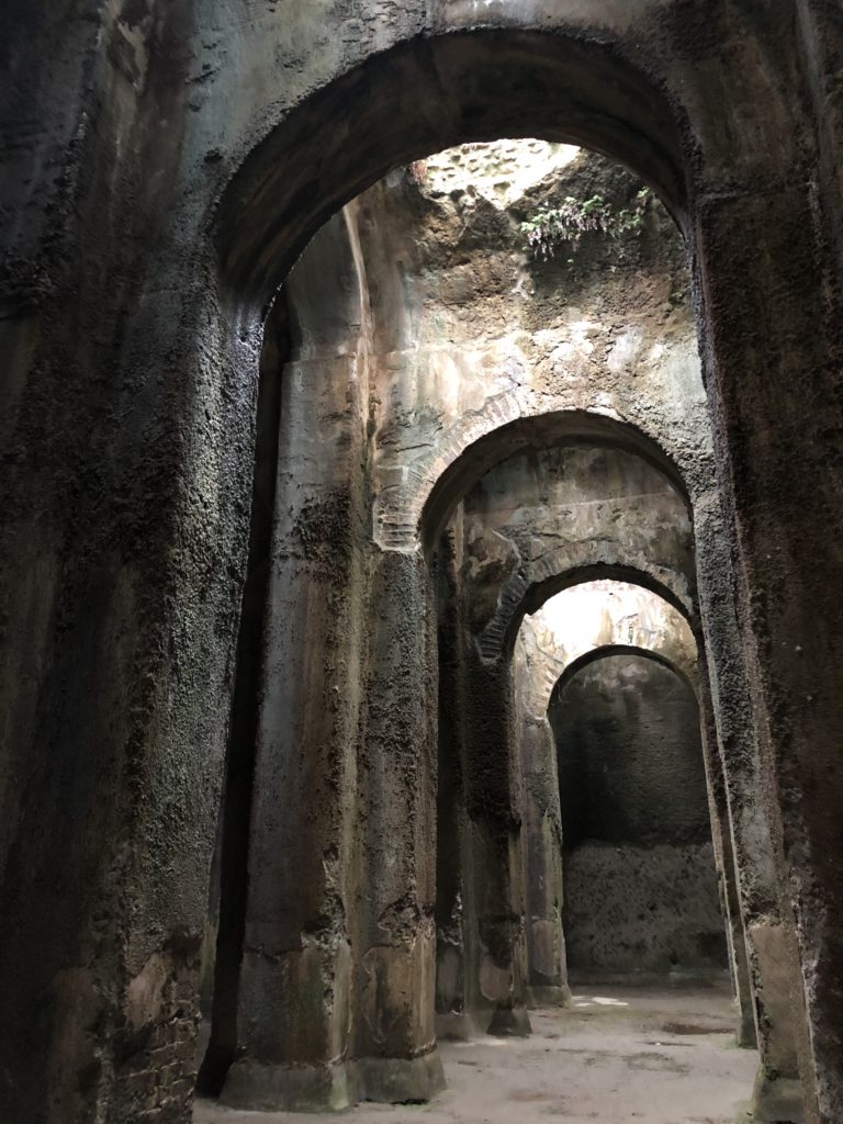 La cisterna romana di Bacoli. Foto: Archivio fotografico Associazione culturale GoTellGo. CC BY NC SA