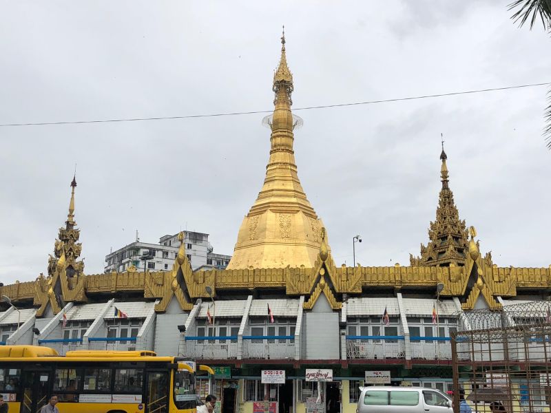 Yangon: Pagoda Sule [Foto: GoTellGo, CC BY NC ND]