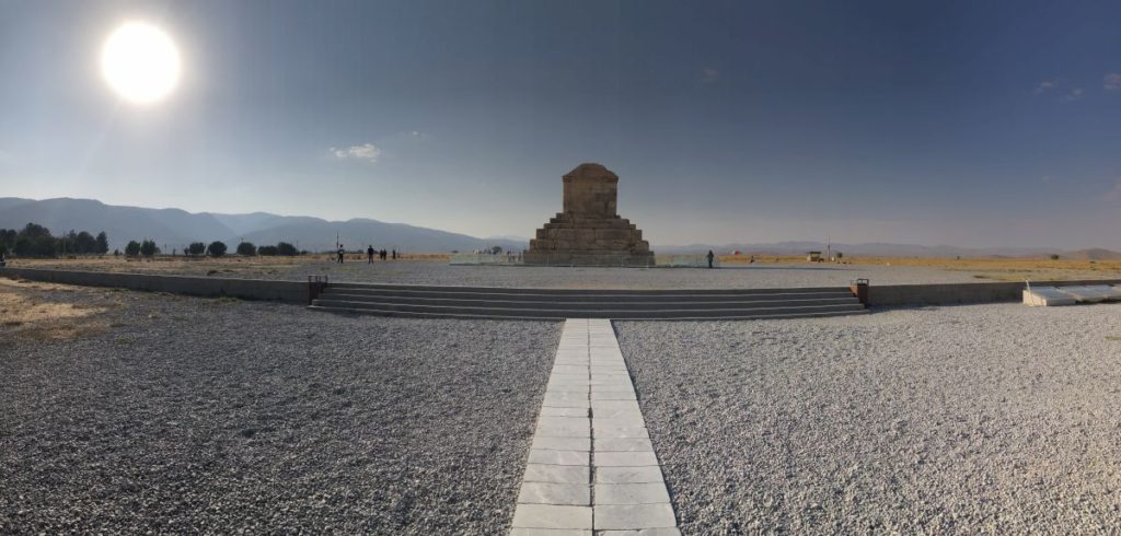 Pasargadae: la tomba di Ciro Il Grande [Foto: Associazione culturale GoTellGo, CC BY NC ND]