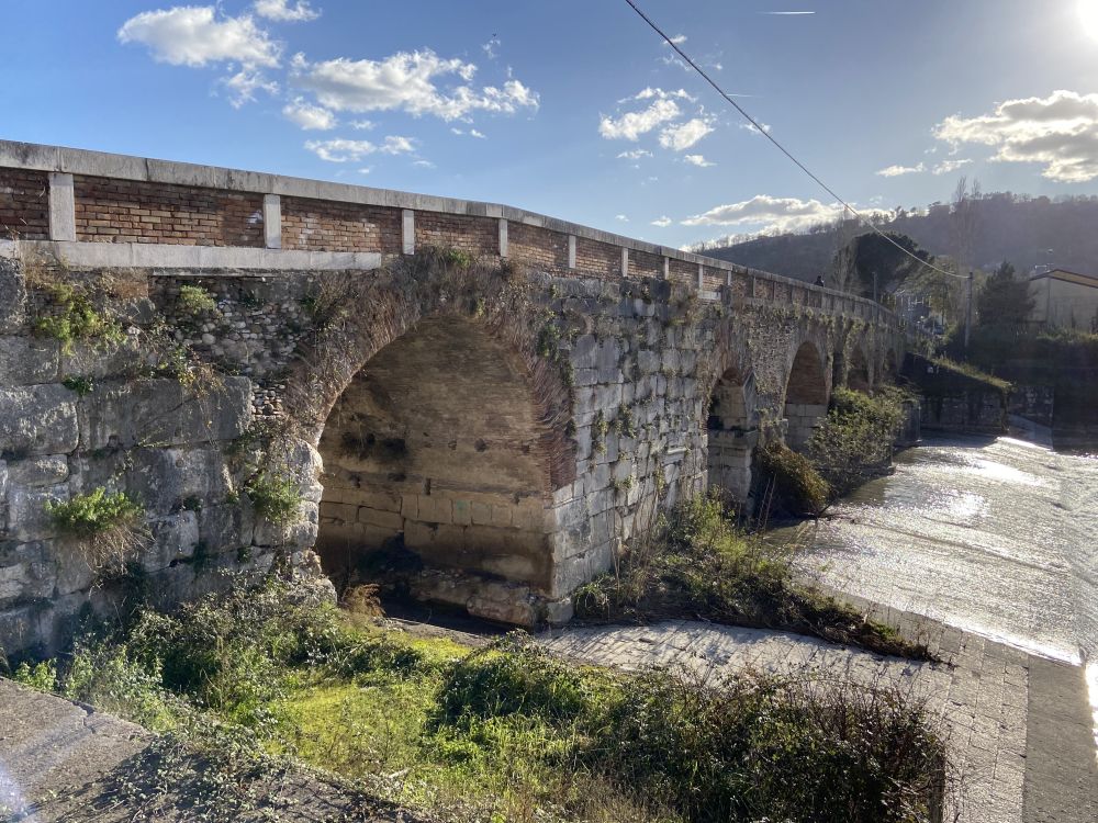 Ponte Leproso (Foto: Associazione culturale GoTellGo, CC BY NC ND]