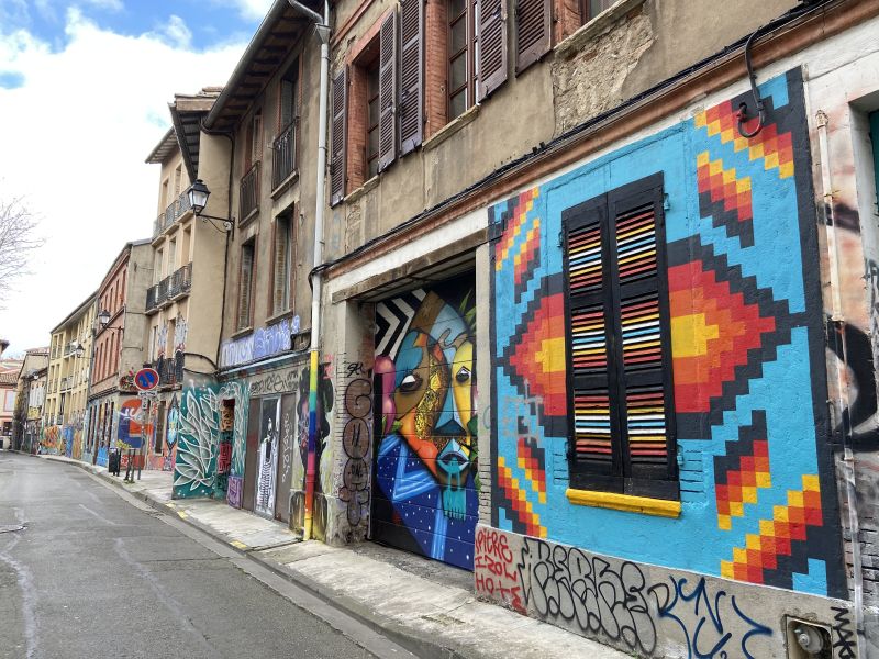 Tolosa: Murales nel quartiere Arnaud Bernard [Foto: Associazione culturale GoTellGo, CC BY NC ND]