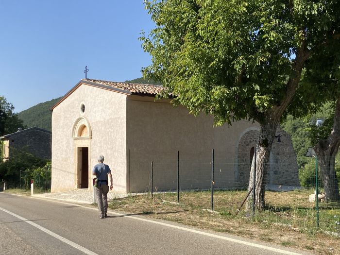 Rosciolo dei Marsi, Chiesa rurale di San Sebastiano [Foto: Associazione culturale GoTellGo, CC BY NC SA]