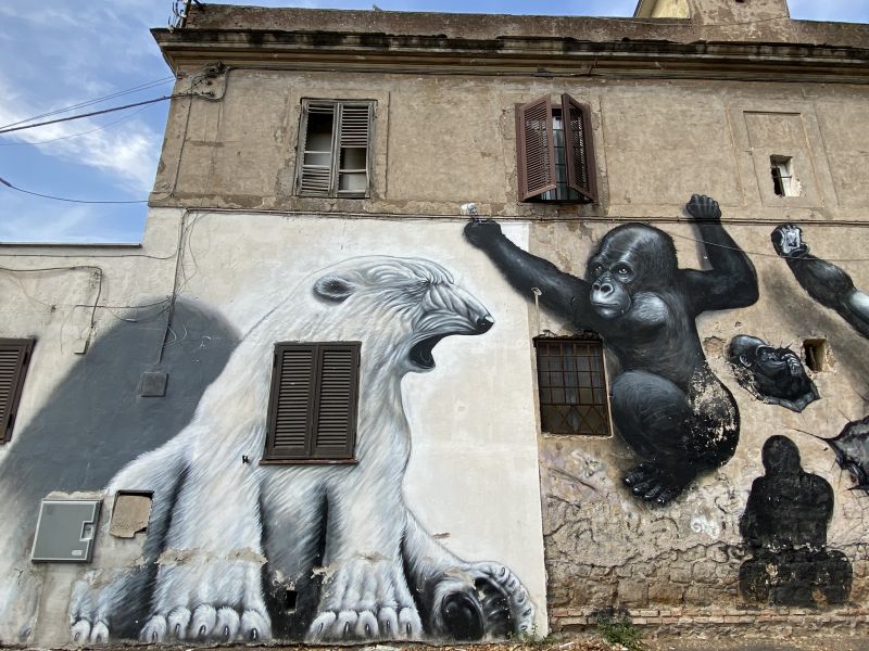 Murales nel borghetto di Santa Passera [Foto: Associazione culturale GoTellGo, CC BY NC SA]