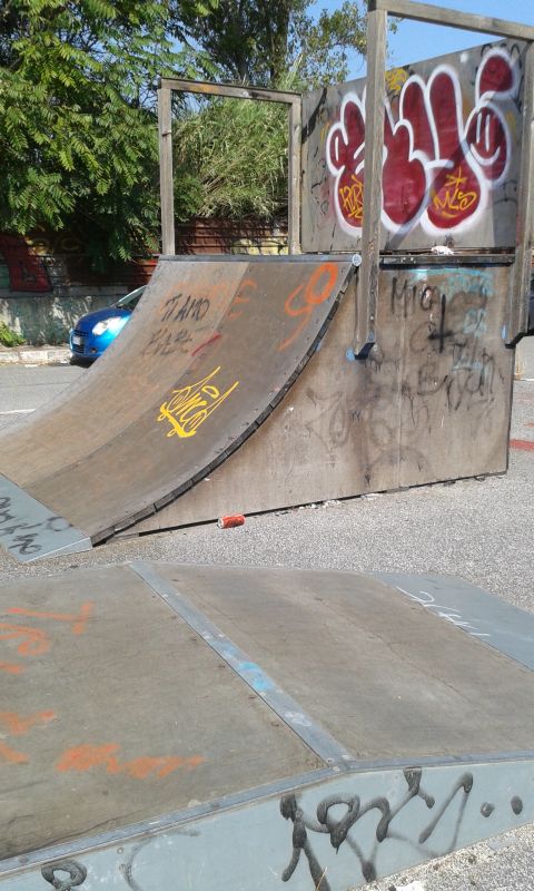 Pista di Skateboard alla Magliana [Foto: Giuseppina Granito, CC BY NC SA]
