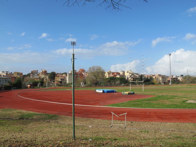 Parco Tor Tre Teste, pista di atletica [Foto: Associazione culturale GoTellGo / Maria Teresa Natale, CC BY NC ND]