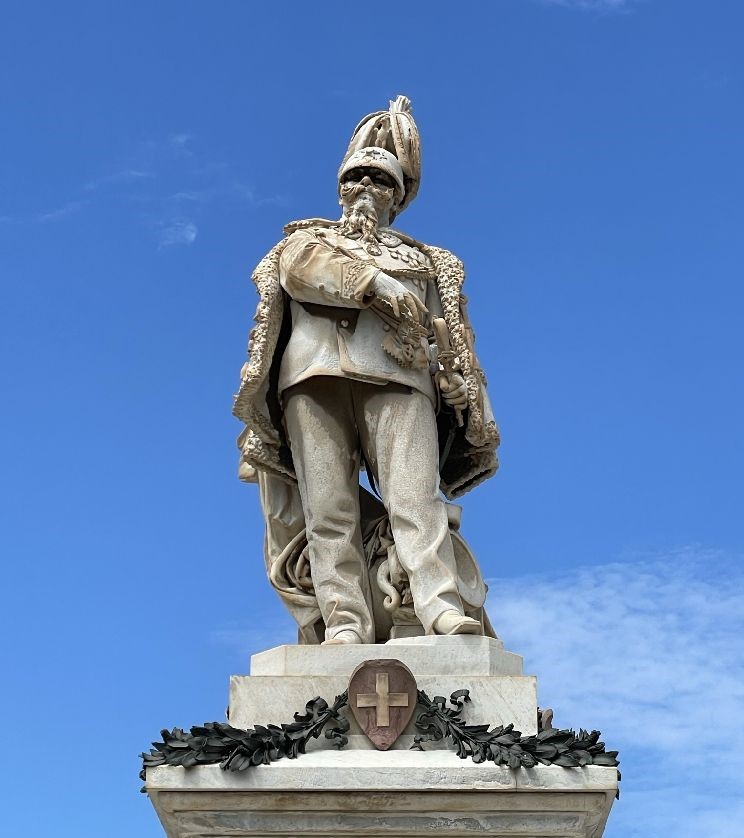 Trapani. Piazza Vittorio Emanuele, monumento a Vittorio Emanuele II [Foto: Maria Teresa Natale, CC BY NC SA]