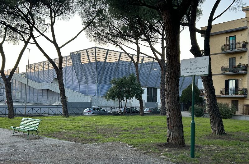 Largo delle Staffette partigiane [Foto: Maria Teresa Natale, CC BY NC SA]